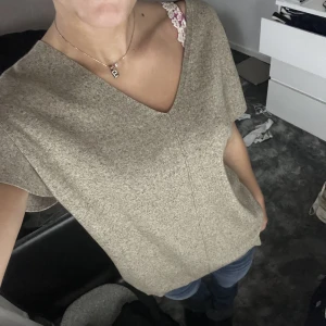 Tröja från Wera - Snygg tröja från Wera, köpt för 300kr
