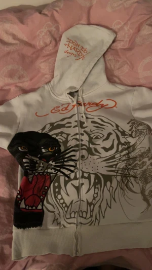 Ed Hardy kofta - Kom gärna me prisförslag och skriv ifall du undrar något, osäker på om den är äkta