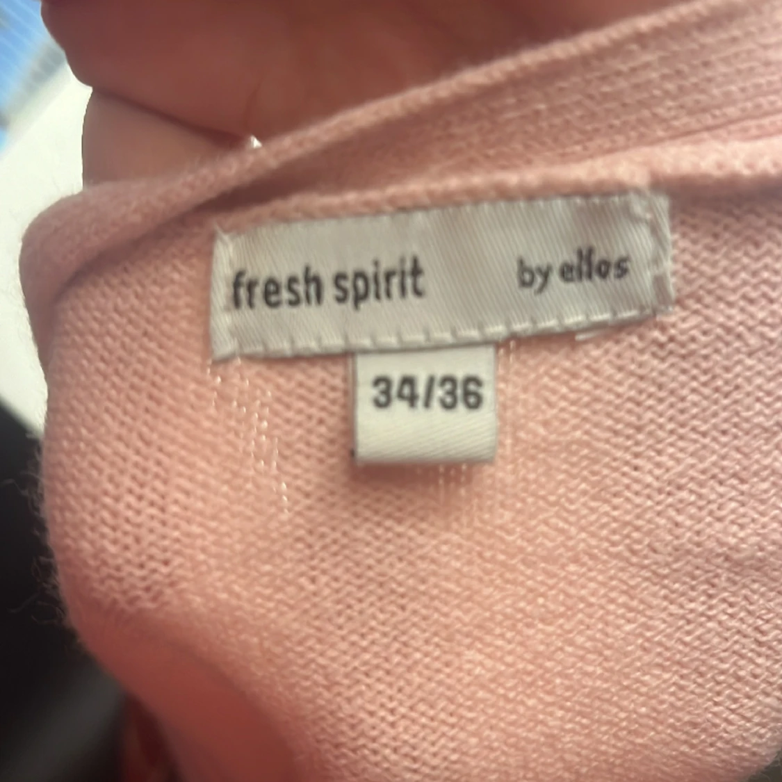 Rosa stickat tröja - 91