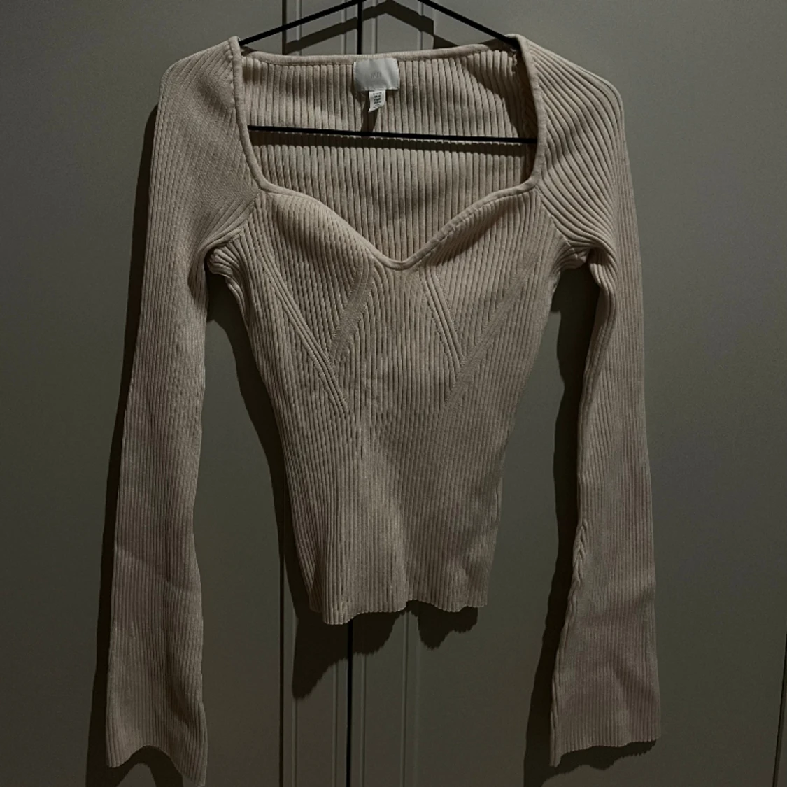 Attraktiv top ifrån H&M