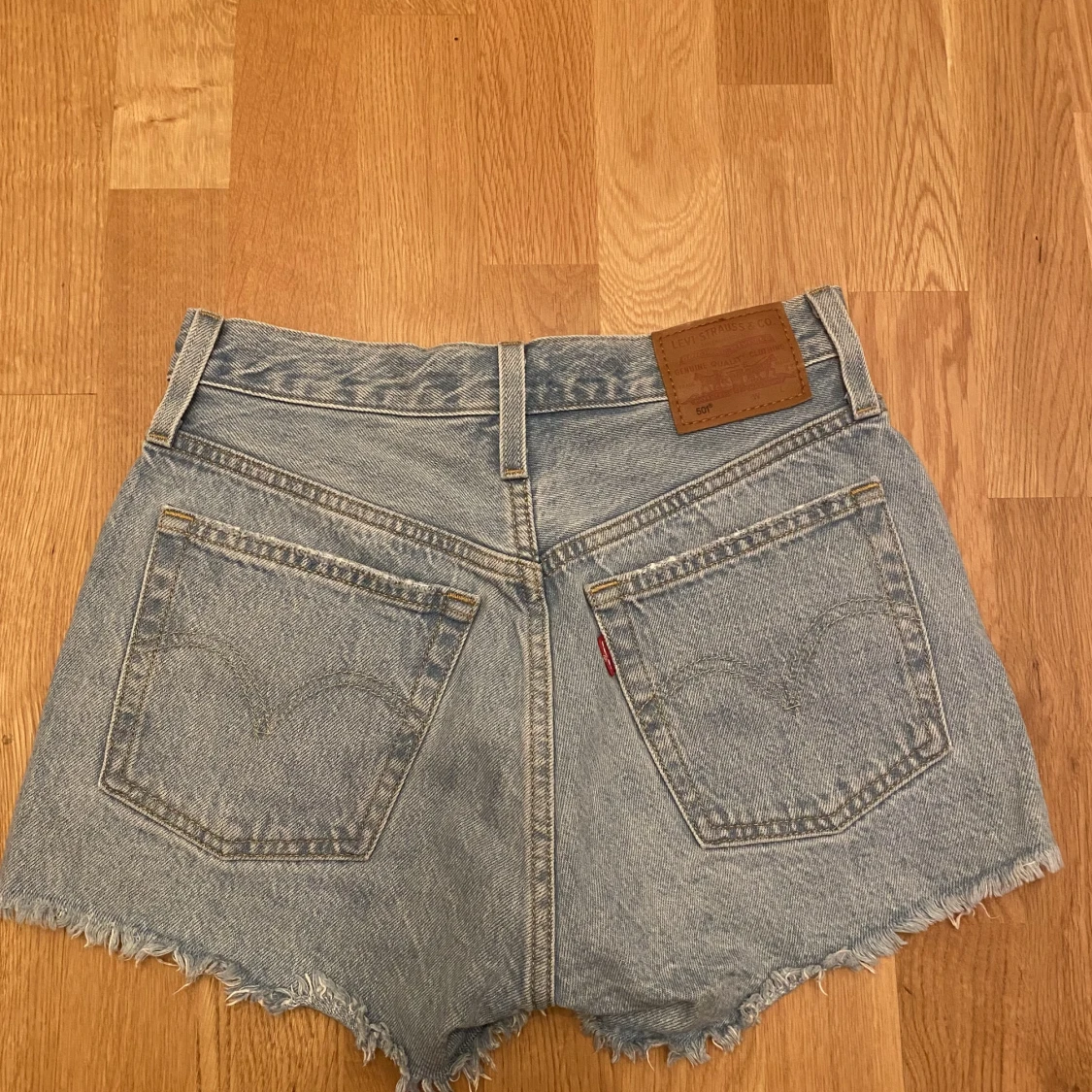 Levi’s 501 Shorts - 91