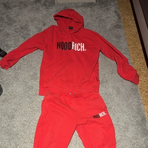 Hood rich  - Hood rich dress vill sälja den för jag använder inte den längre 