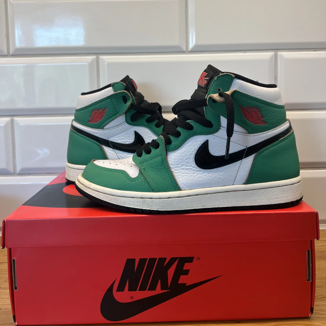 JORDAN 1 ”LUCKY GREEN”