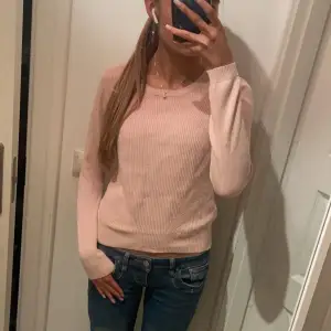 Superfin rosa stickad tröja från vero Moda!💕💕