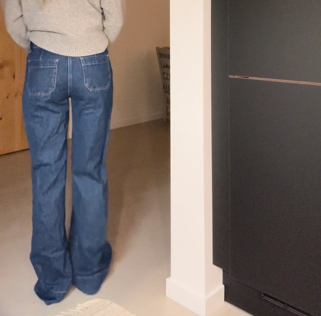 Blåa flare jeans - 90