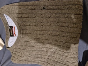 Tröja - Fin tröja inte mycket andvänd 