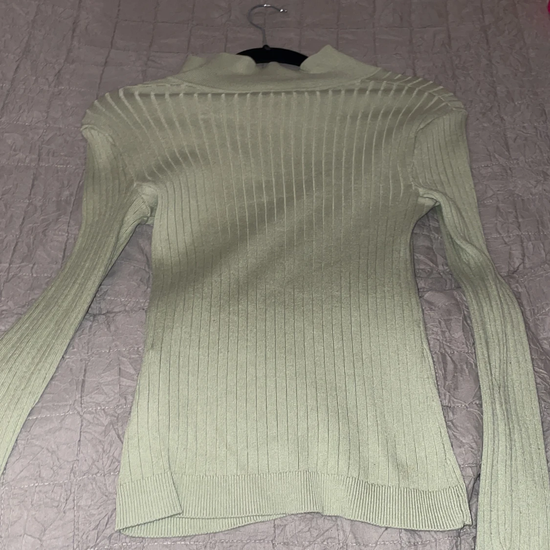 Grön lång armadtröja  - 90