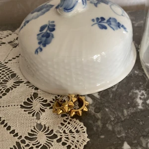 Edblad örhängen  - Säljer dessa Edblad örhängen som är nästan som ny lite använda. 