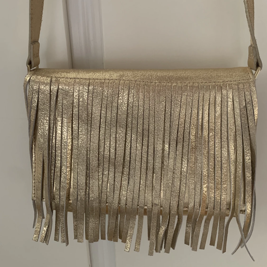 guldig fin fransväska - 90