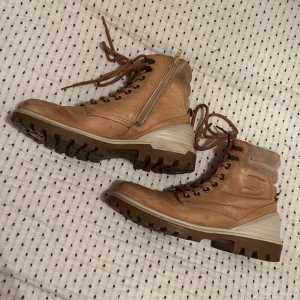 Ecco trend tray 460353 - Fodrad. Använt 1 vinter