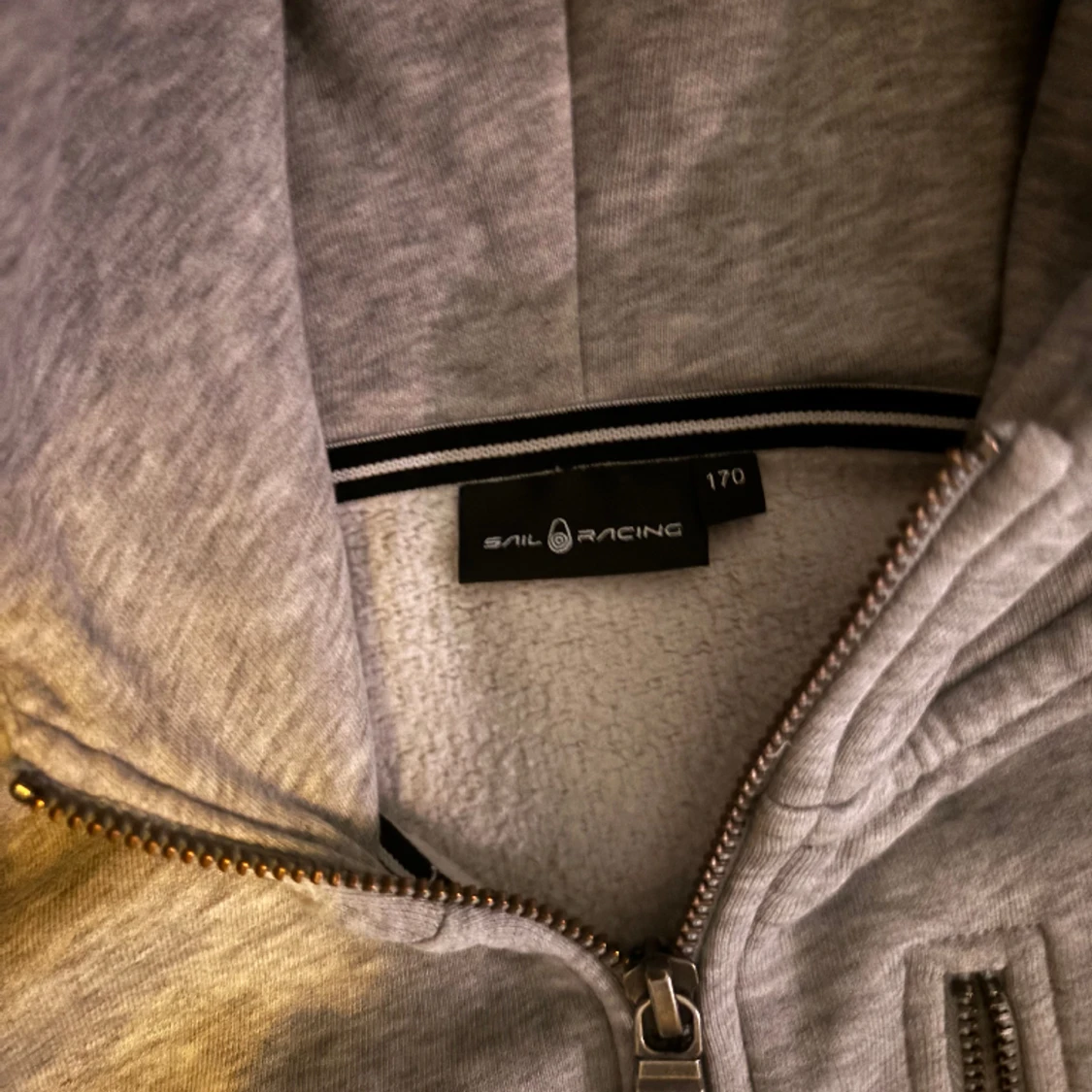 Grå sailracing zip - 90