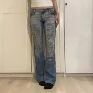 Super fina jeans!!💞💞väldigt populära.
