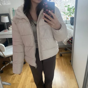 Jacka - Oversized jacka ifrån Lager 157. Aldrig använd🩷