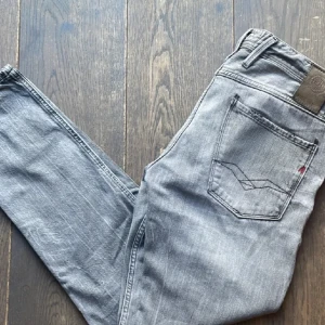 Replay jeans  - Säljer pga vill ha annat, byte är även möjligt.