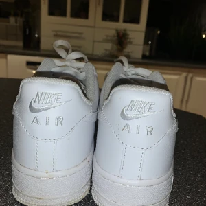 Af1 ny skick - Mot byte