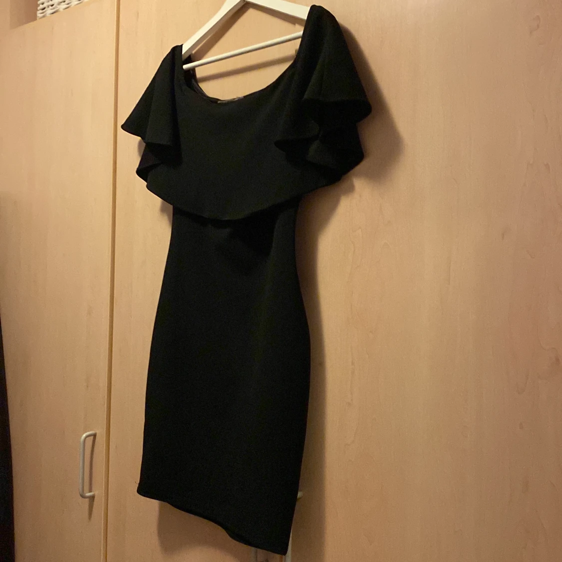 Svart Axel klänning  - 91