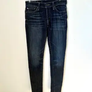 Skinny jeans av Ralph Lauren.  Storlek 28/34 I toppenskick! 