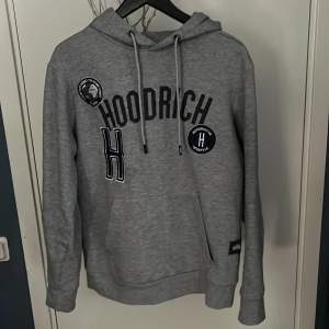 En hoorich hoodie som är använd unjuför två gånger
