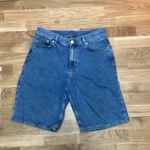 Sweet skateboard shorts - Sweet skateboards shorts Perfect condition  Almost new 