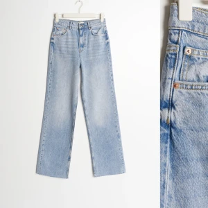 Wide jeans - Slutsålda vida jeans från gina tricot. Bra skick