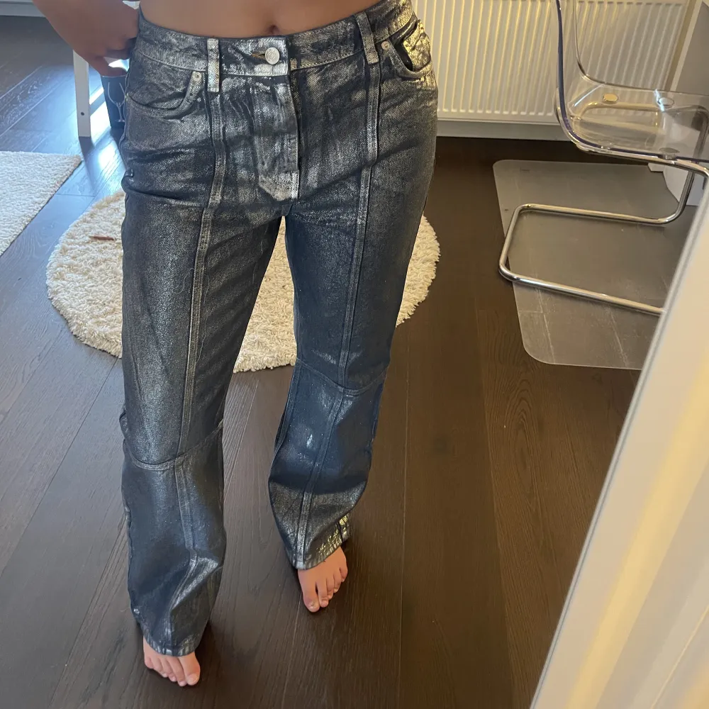 As feta jeans, aldrig använda🤍. Jeans & Byxor.