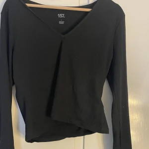 Tröja - Tröja från lager 157 med slit på ärmarna