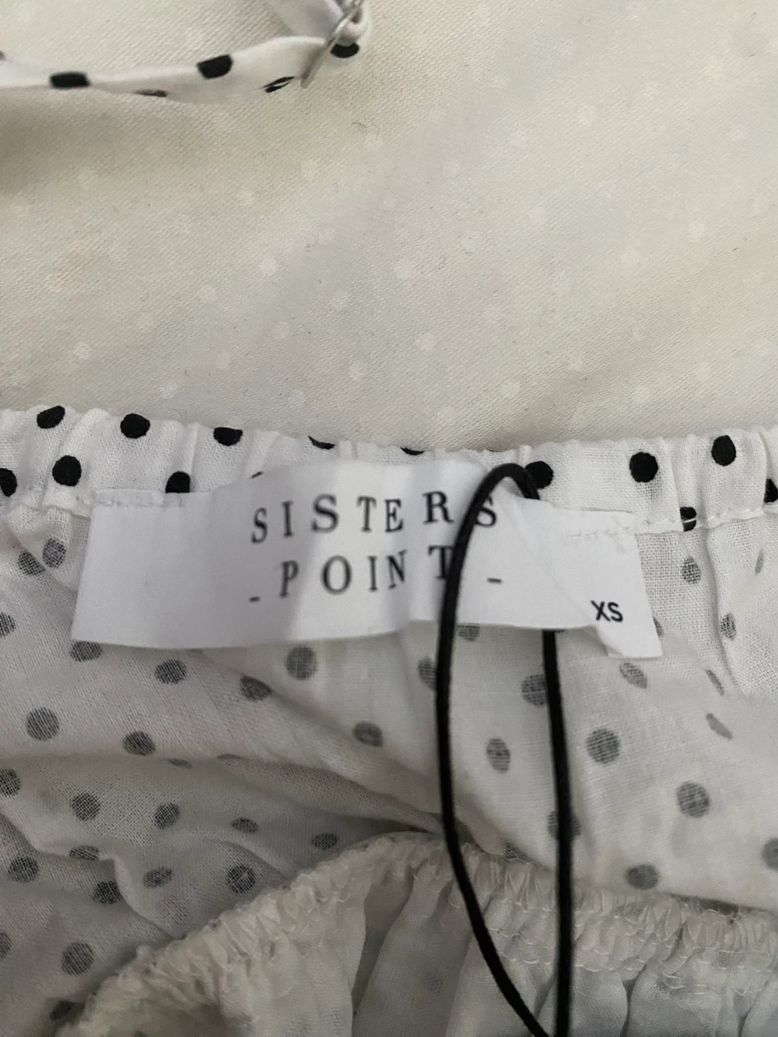 Prickig klänning  - 90