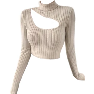 Fin tröja stl M. - En fin beige tröja i stl M. super fint skick ✨️