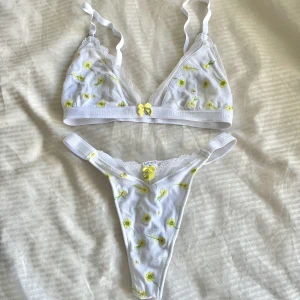 Lounge underwear  - Säljer denna setet, har använd en gång i bra skick 