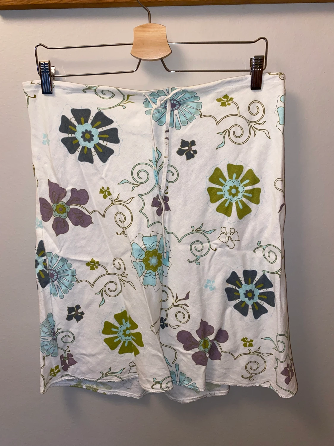 Blommig kjol från 90-talet