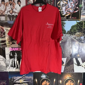 Vintage tröja - Snygg tryck, inga defekter! Dm vid frågor