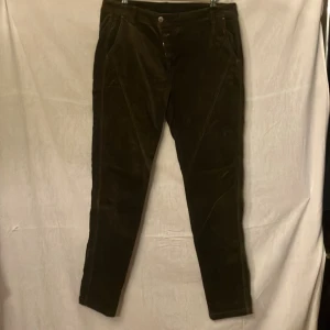 Byxor Imitz 44 - Byxor Imitz 44 Skick bra  (0191)