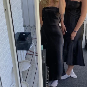 klänning  - fin klänning som jag använt en gång❤️