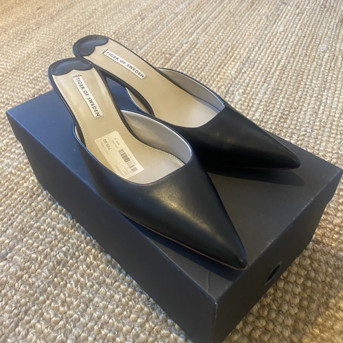 TIGER OF SWEDEN KLACKAR - 91