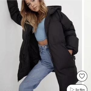 jacka - säljer denna super mysiga jackan i storlek 34🖤🖤helt slutsåld på hemsidan 