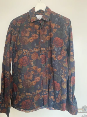 Bläck, skjorta - Strl: S Gott skick