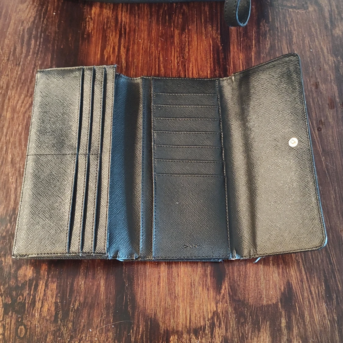 Dkny handväska med tillhörande plånbok  - 90