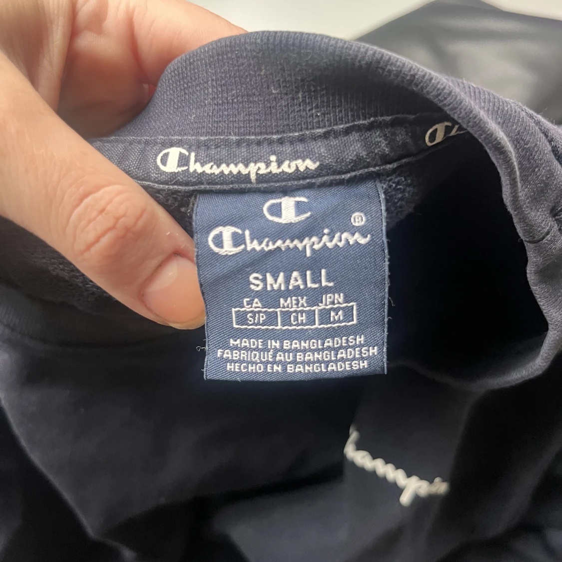 Champion sweatshirt  - 91