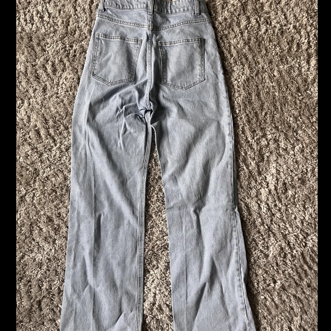 Ljusblåa jeans  - 91