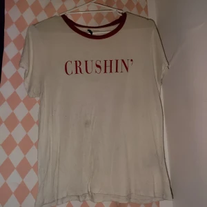 Tshirt  - Använt skick 