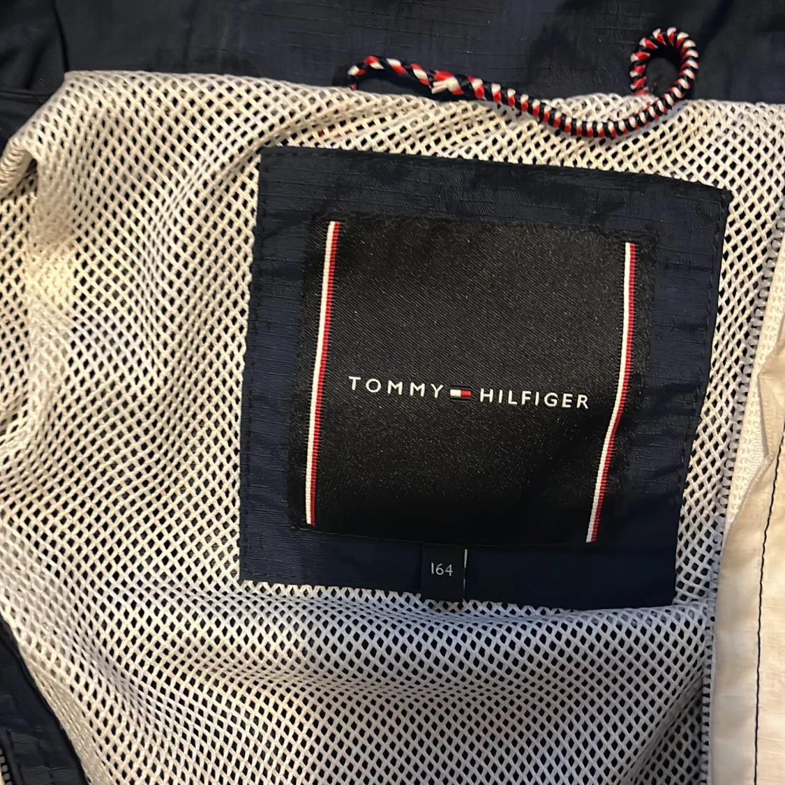 Tommy Hilfiger vind jacka  - 91