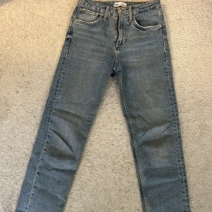 Zara jeans - Zara jeans ej använda
