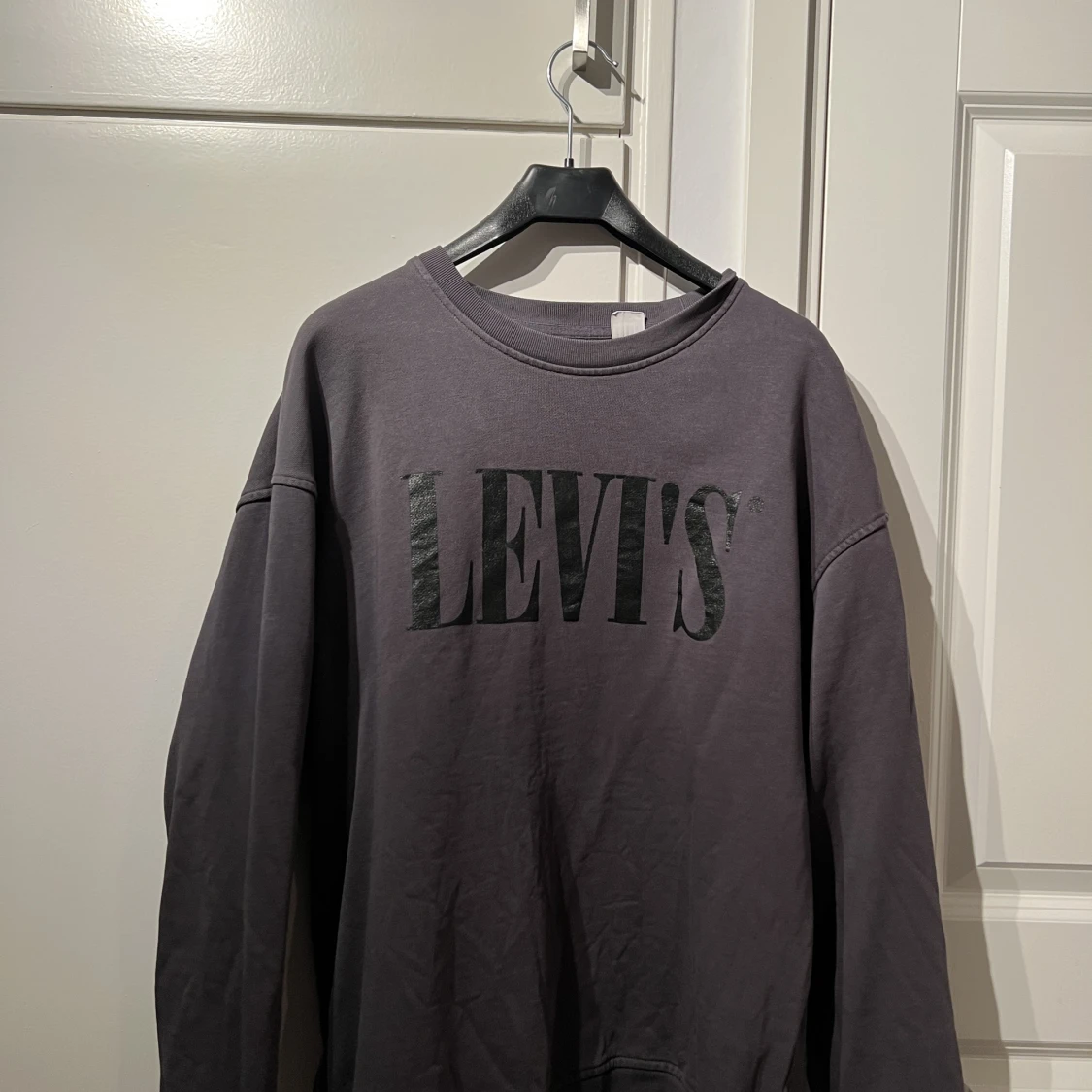 Mörkgrå Levi’s Sweatshirt