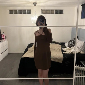 Klänning från NAKD - Oanvänd klänning ifrån nakd, köpt i vintras.