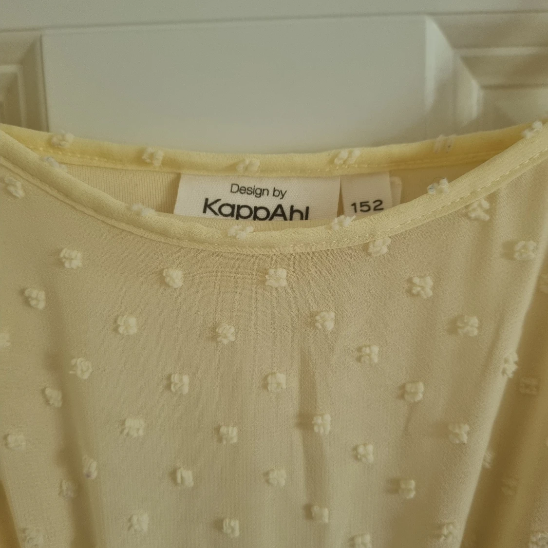 Ljusgul sommarklänning - 90