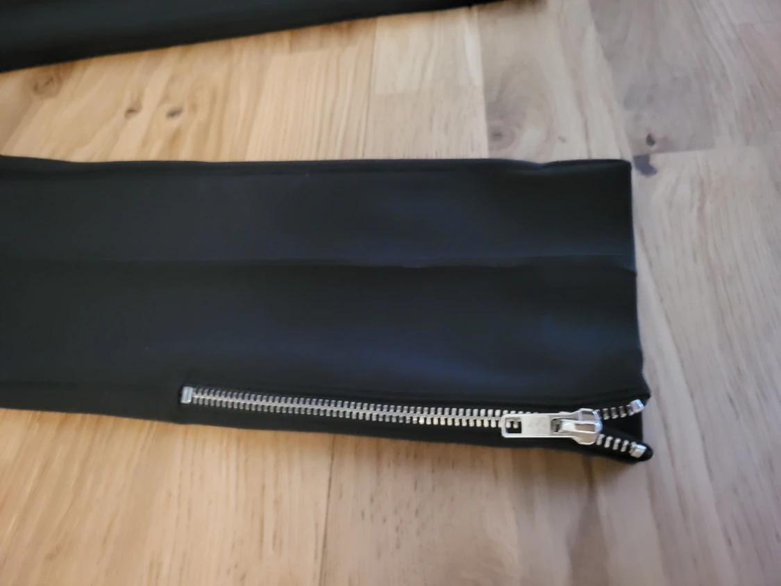 Tiger Of Sweden  - 90