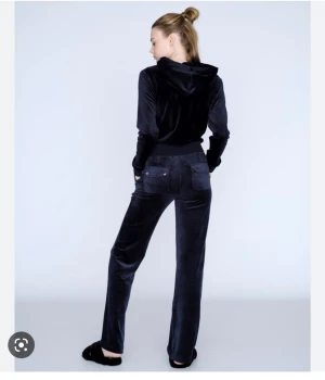 Söker juicy - Söker juicy byxor i storlek s för ett rimligt pris❤️ skriv om du har några juicy byxor i storlek s❤️