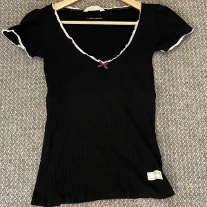 T-shirt  - En jätte fin odd molly T-shirt, knappt använd💕