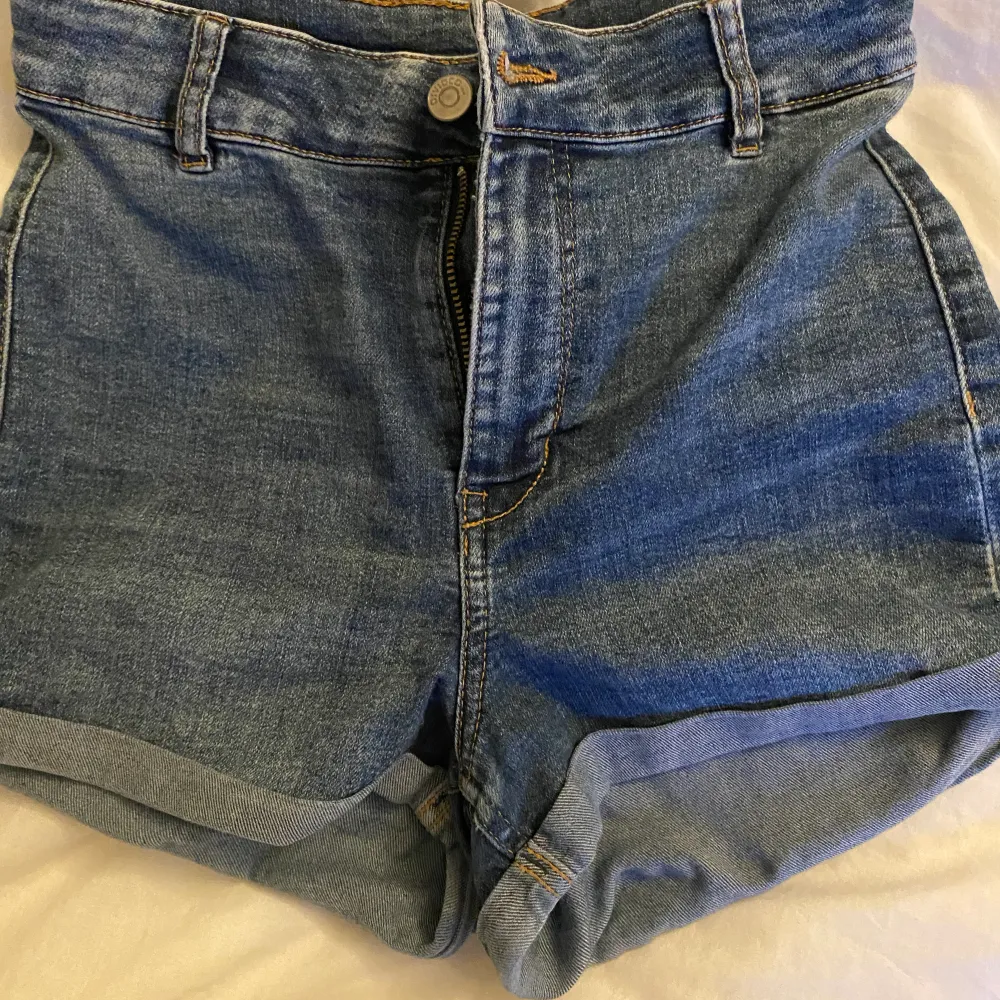 Ett par perfekta jeansshorts till sommaren🩷. Shorts.