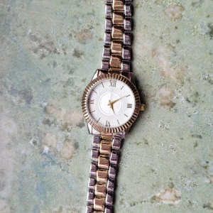 Armbandsur  - Ett jättefint armbadsur från New Yorker, aldrig använd